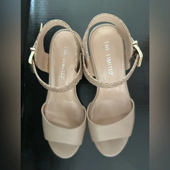 The Limited Beige Open-Toe Heels With a Gold Toned Ankle Strap - Picture 7 of 10
